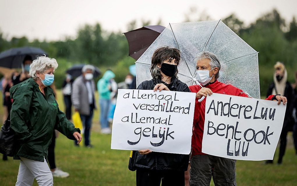 „Discriminatie heeft heel duidelijk een negatieve klank en geldt als moreel verwerpelijk.” Foto: demonstratie in Deventer. beeld ANP, Robin van Lonkhuijsen