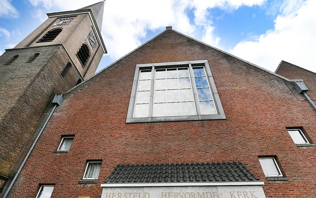 De Hersteld Hervormde Kerk in Staphorst. beeld ANP, PIROSCHKA VAN DE WOUW