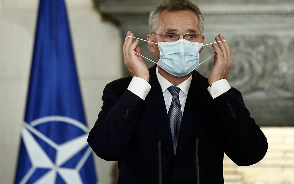 Stoltenberg. beeld EPA/YANNIS KOLESIDIS