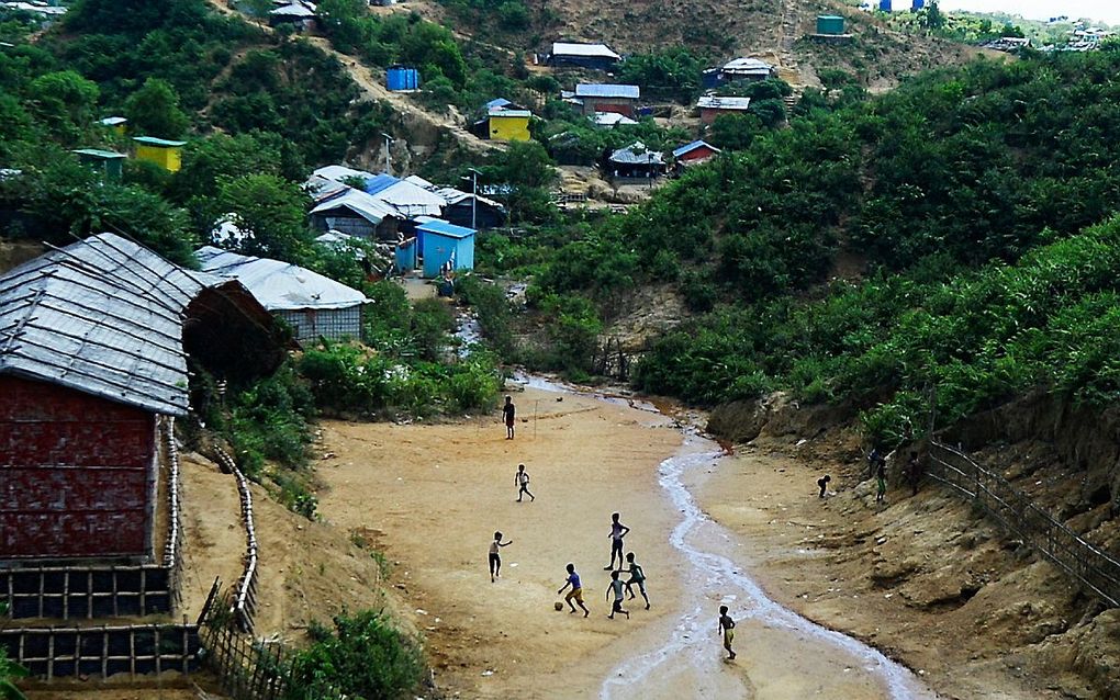 Rohingyavluchtelingen in een kamp in Bangladesh. beeld AFP, Munir Uz Zaman