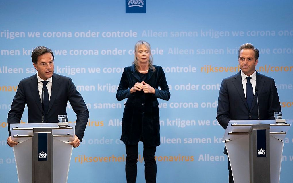 Premier Mark Rutte tijdens de persconferentie. beeld ANP, Bart Maat