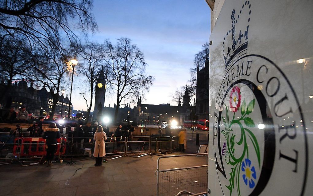 Media bij het Britse Hooggerechtshof in Londen. beeld EPA