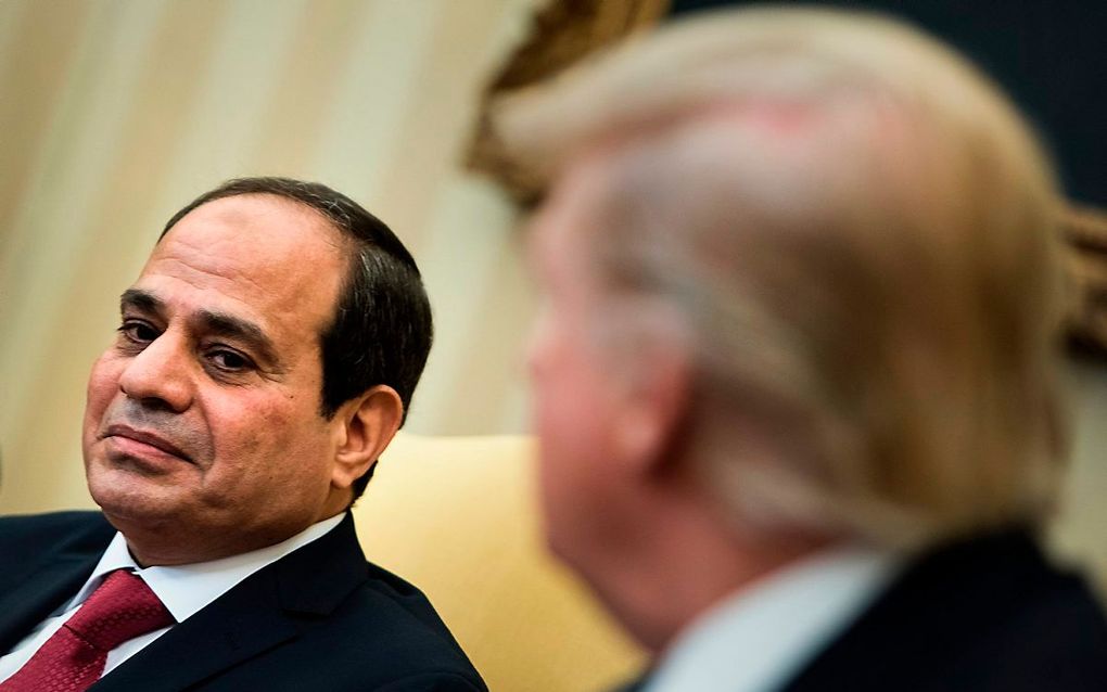 Al-Sisi op bezoek bij Trump. Beeld AFP