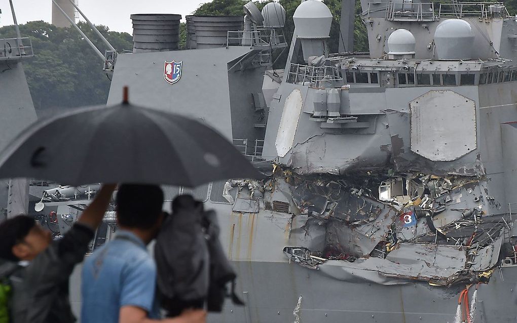 De beschadigde USS Fitzgerald. beeld AFP