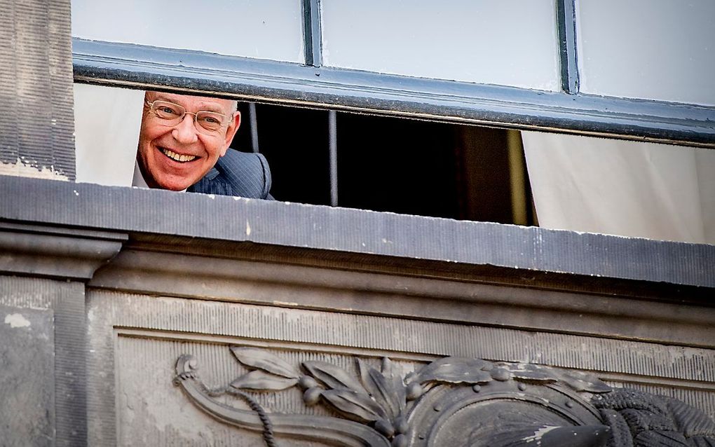 Informateur Zalm tijdens de onderhandelingen op het Binnenhof. beeld ANP