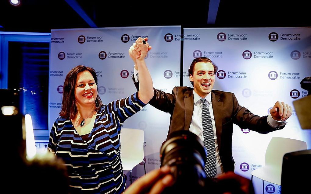 Thierry Baudet en Annabel Nanninga van Forum voor Democratie tijdens de uitslagenavond van de gemeenteraadsverkiezingen. beeld ANP