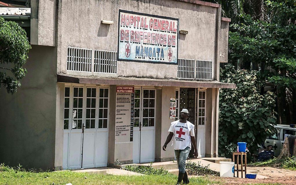 Ziekenhuis in Mbandaka, waar ebolapatienten verblijven. beeld EPA