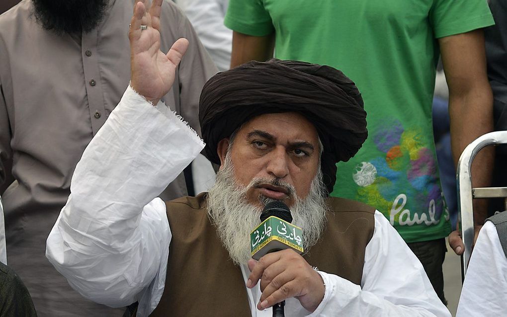 Khadim Hussain Rizvi. beeld AFP