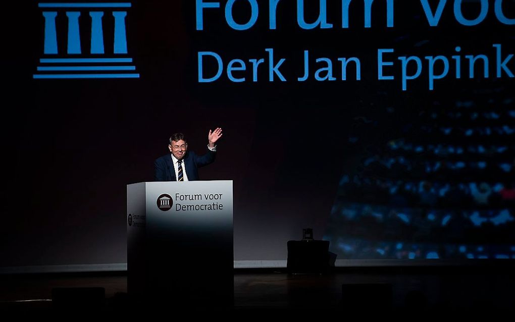 Derk Jan Eppink, kandidaat voor de Europese verkiezingen, tijdens het congres van Forum voor Democratie. beeld ANP