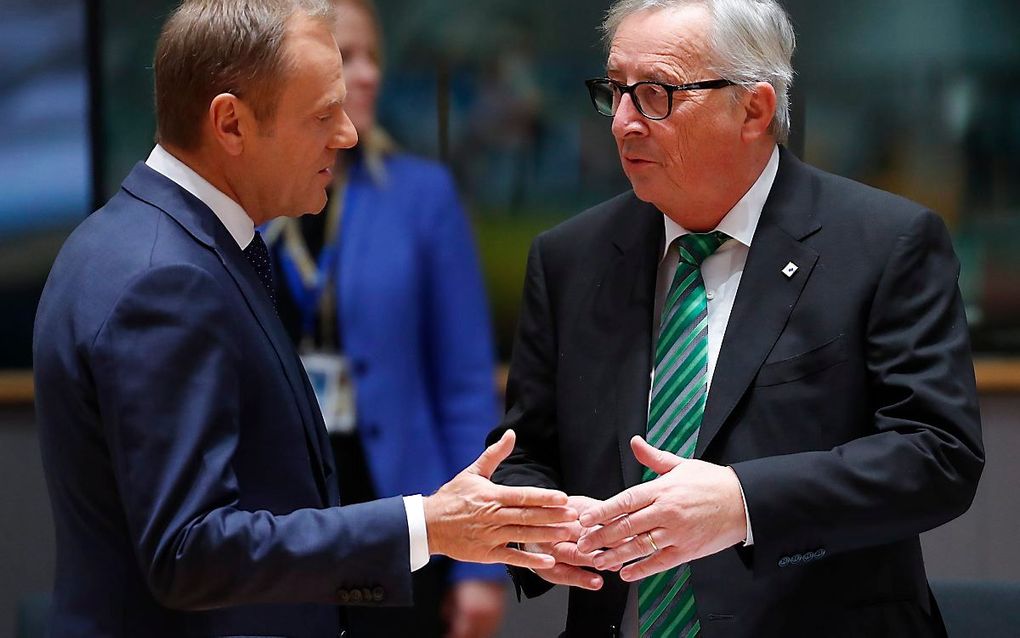 Tusk en Juncker. beeld EPA