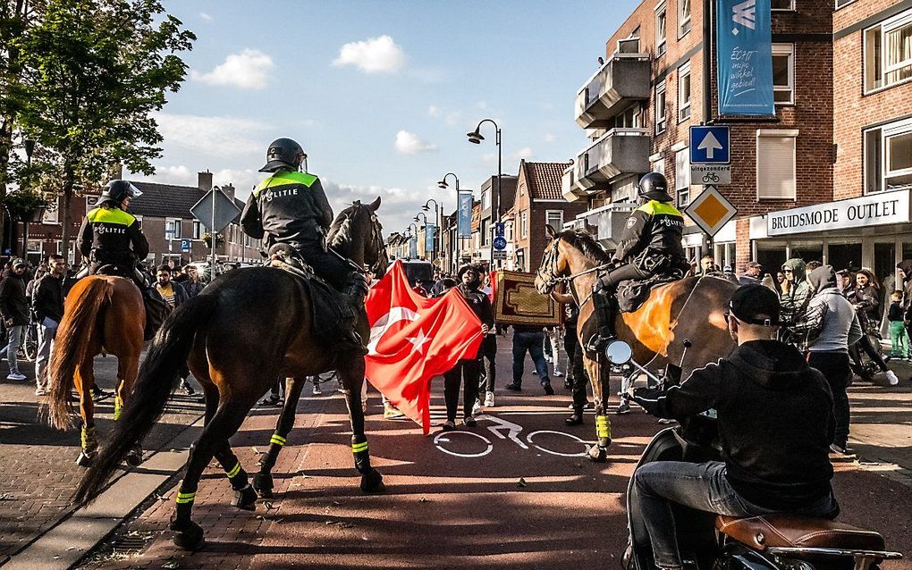 Politie en ME tijdens een eerdere demonstratie van Pegida, in Eindhoven. beeld ANP