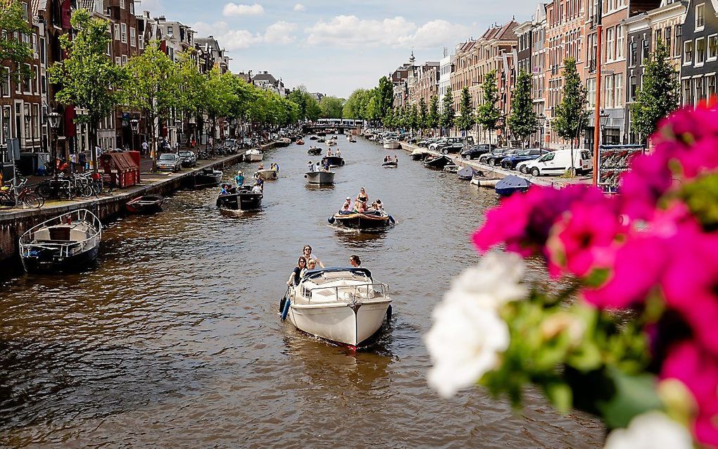 Wanneer wordt Mokums schandvlek met zijn koopmanshuizen, gebouwd van bloedgeld, gesloopt als daad van ”Wiedergutmachung”? beeld ANP, Robin van Lonkhuijsen