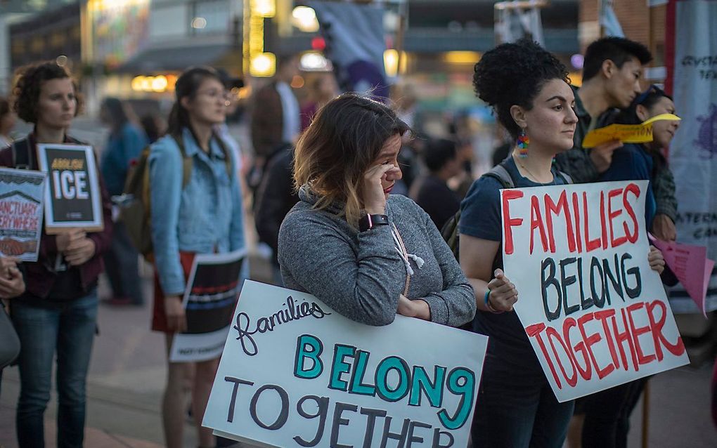 Protest tegen de arrestaties door immigratiedienst ICE. beeld AFP