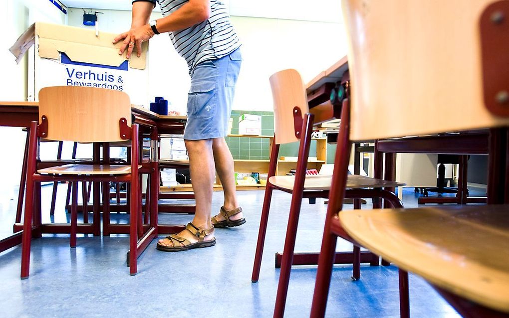 De eerstvolgende griepgolf in Nederland gaat voor grote problemen in het basisonderwijs zorgen, waarschuwt de Algemene Onderwijsbond (AOb). beeld ANP