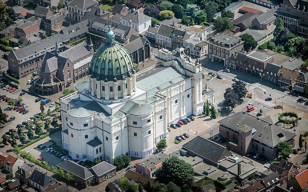 De rooms-katholieke basiliek in Oudenbosch. beeld RD, Henk Visscher