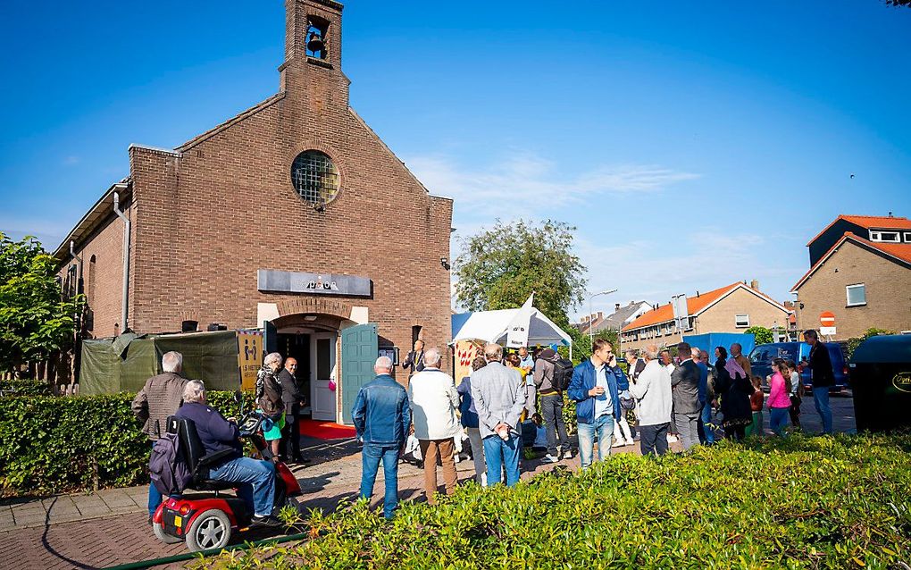 Alblasserdamse kerk wordt buurthuis en heet voortaan 'de Pion'. beeld RD, Cees van der Wal