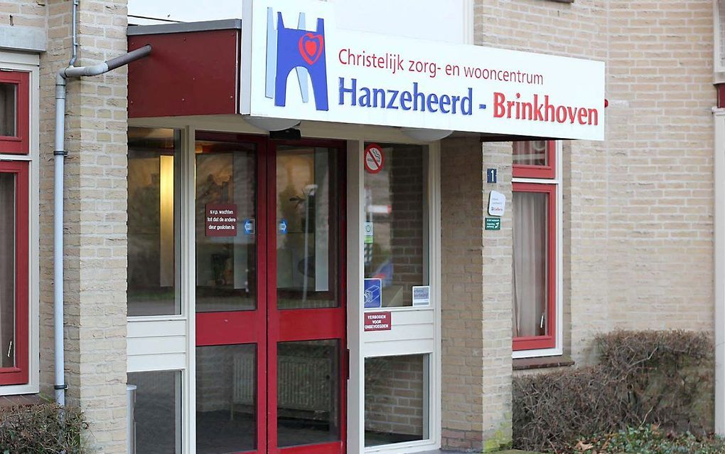 Zorgcentrum Brinkhoven in Heerde is zwaar getroffen door de coronacrisis. beeld Hanzeheerd