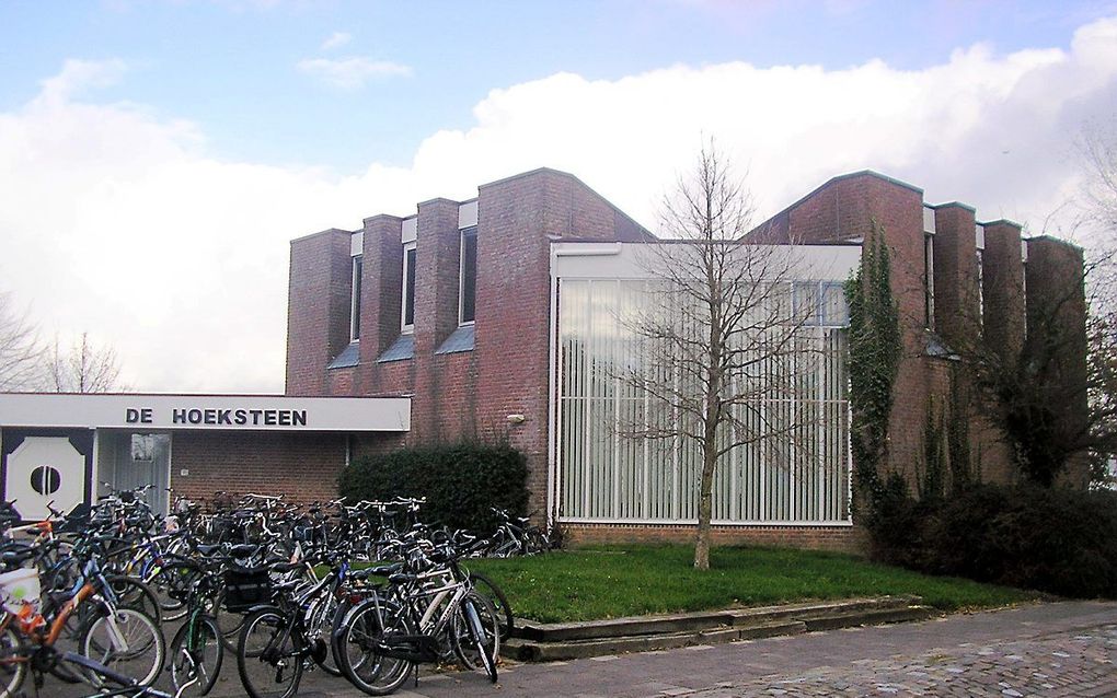 De Hoeksteen, kerkgebouw van de nieuwe hersteld hervormde gemeente te Goes. beeld Reliwiki