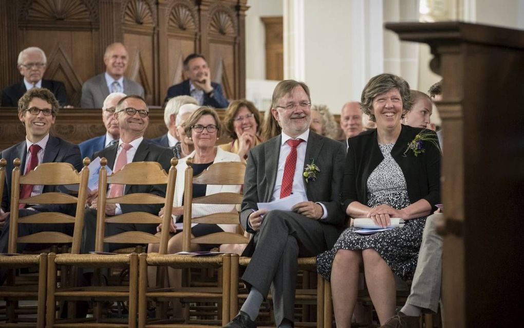 Rechtsvoor: dr. Plaisier en zijn echtgenote. beeld Niek Stam