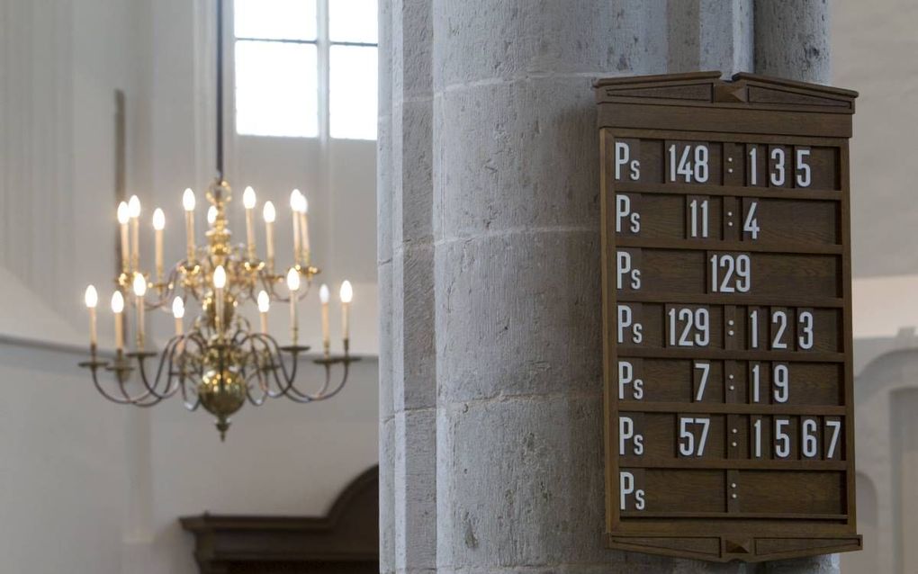 „Ontelbaar veel christenen hebben in alle nood en strijd troost en kracht geput uit de Psalmen. Dat stelt ons in een tijd waarin in de kerk andere liederen aan invloed schijnen te winnen, te meer de unieke betekenis van de Psalmen voor.” beeld RD, Anton D