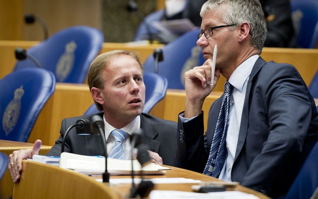 Van der Staaij (SGP) en Slob (CU) in de Tweede Kamer. Foto ANP