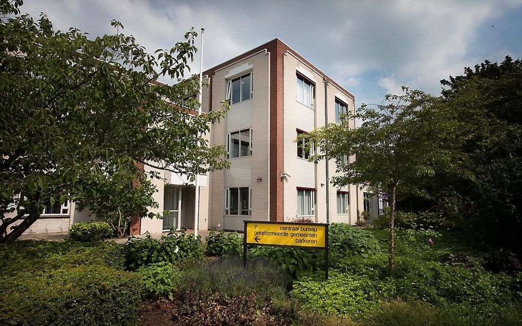 Het kantoor van de Jeugdbond is gevestigd in het Centraal Bureau Gereformeerde Gemeenten te Woerden. beeld RD, Henk Visscher