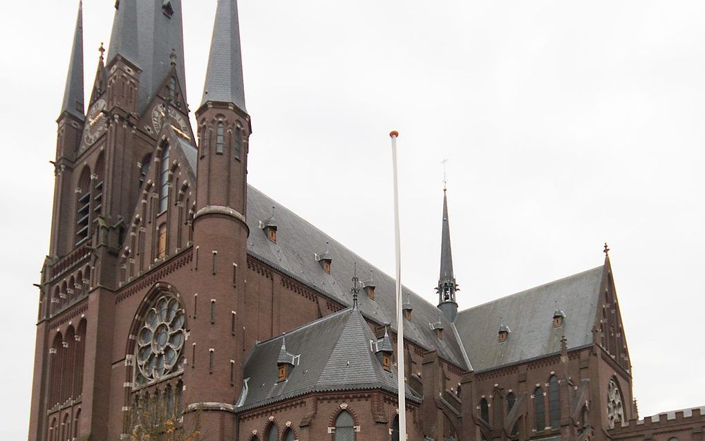 De Bonaventurakerk in Woerden. beeld via Wikipedia