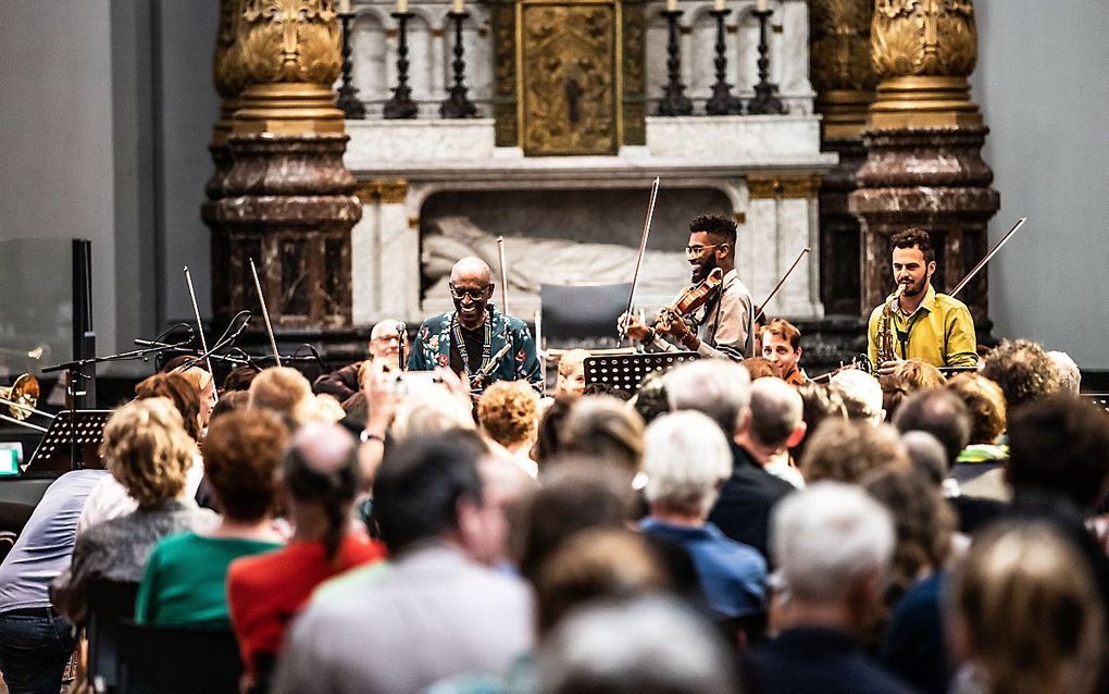 Het Ananse Orchestra tijdens het Grachtenfestival 2019. beeld Melle Meivogel