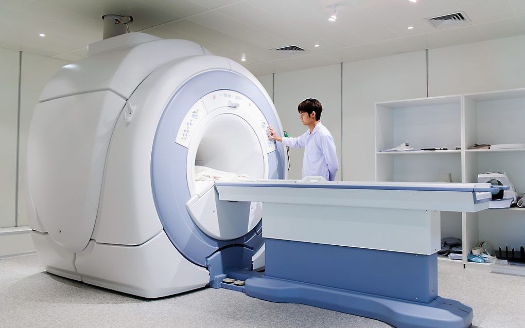 Een MRI-scan kan tumoren aan het licht brengen bij vrouwen met zeer dicht borstklierweefsel, die met reguliere mammagrafie onontdekt blijven. beeld iStock