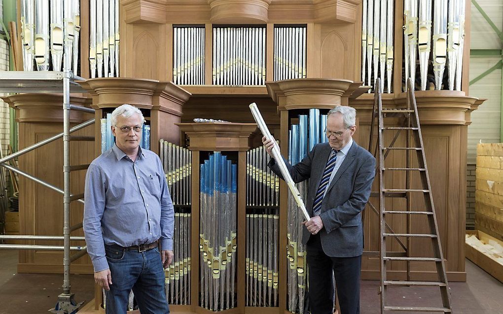 De broers Jan (r.) en Peter van den Heuvel. beeld Sjaak Verboom