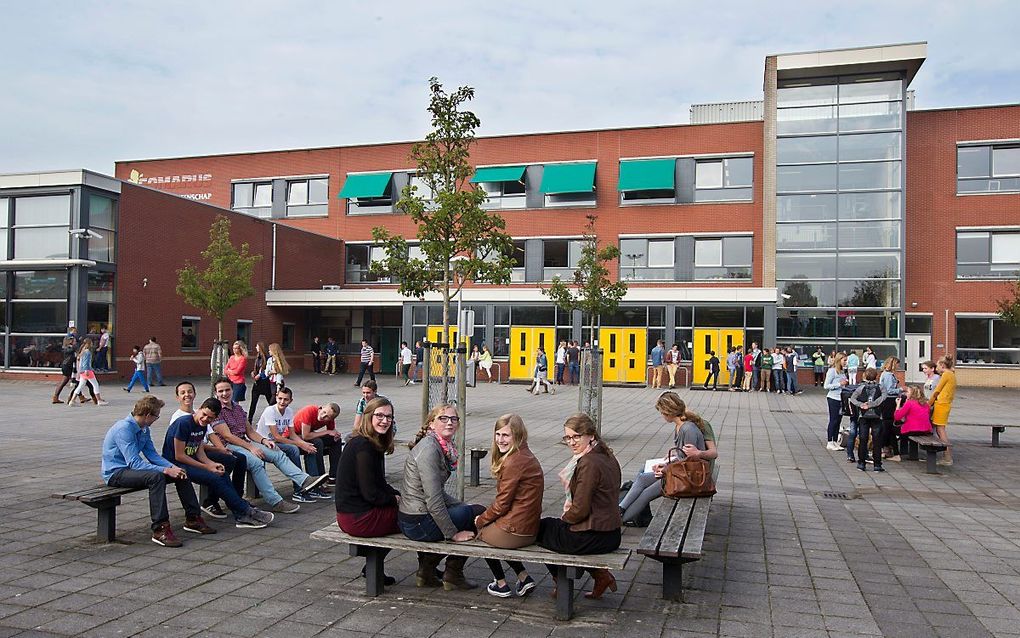 De les van Samuël en Josia voor de leerlingen van de Gomarus