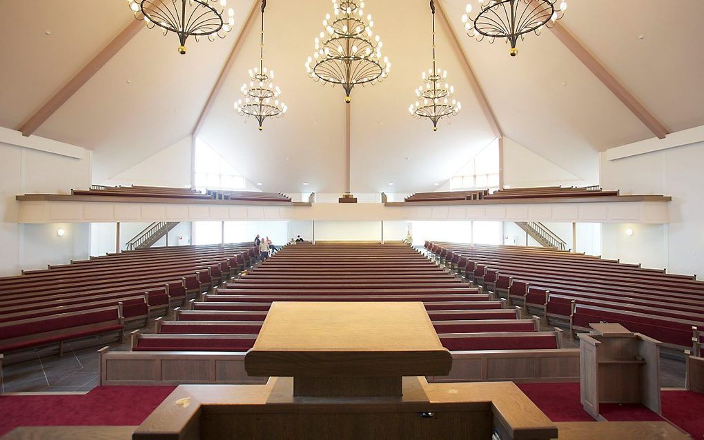 Ds. A. P. Muilwijk bevestigd te hhg Ouddorp