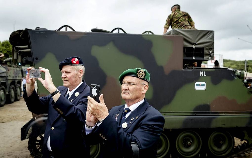 „We moeten ons afvragen of we een evenement als Veteranendag nog wel met prins Bernhard willen associëren.” Foto: Veteranendag in 2017. beeld ANP, Robin van Lonkhuijsen