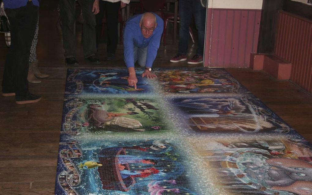 Inwoner Ameide maakt grootste puzzel ter wereld
