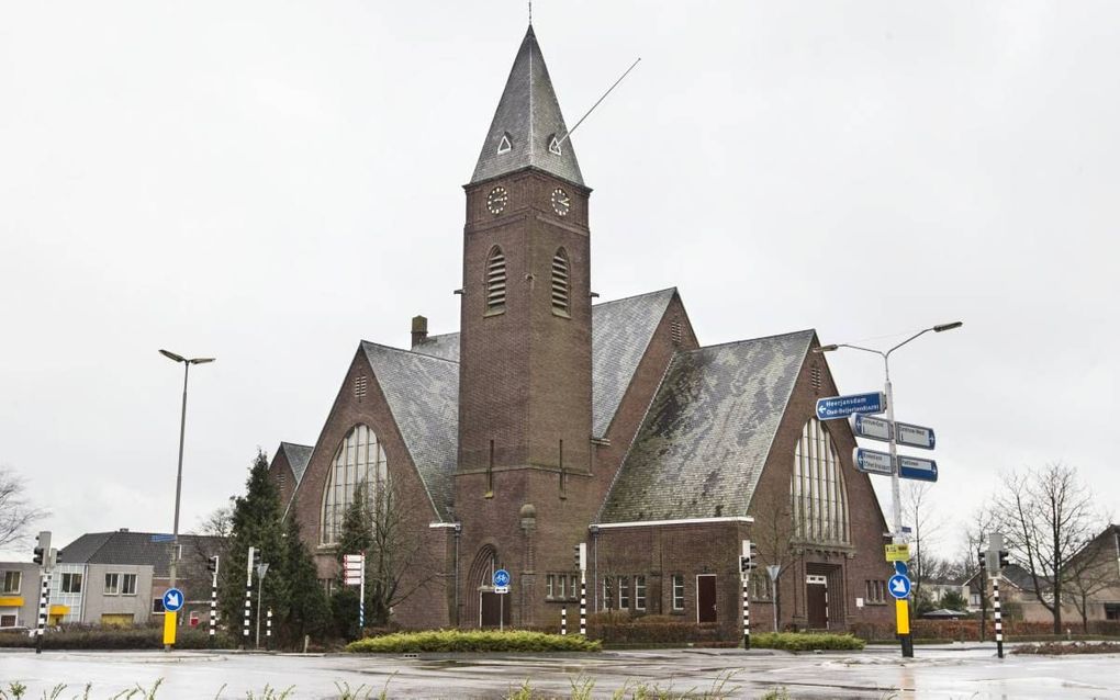 Chr Ger Kerk Barendrecht Windvaan van kerk Barendrecht gehaald
