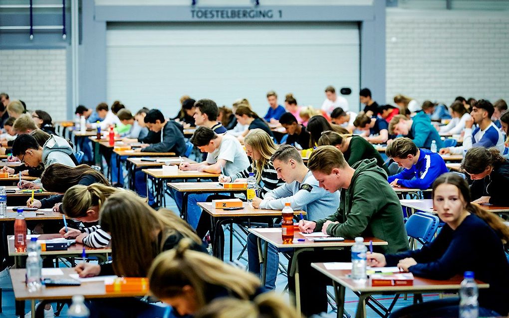 Schoolexamens rammelen bij twee derde onderzochte scholen