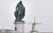 Het standbeeld van Michiel de Ruyter staat op Boulevard de Ruyter in zijn geboorteplaats Vlissingen. beeld RD, Henk Visscher