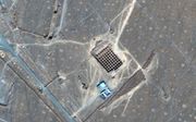 Iraans nucleair complex in de buurt van de stad Qom. beeld AFP