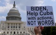 Demonstranten voor het Capitool in Washington riepen de Amerikaanse president Biden vorige week op in actie te komen voor Cuba, met daden in plaats van met woorden. beeld AFP, Olivier Douliery