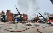 Teunis van Nes in Kloetinge is verrast door het vele medeleven nu zijn bedrijf door brand verwoest is. beeld Rob Paardekam