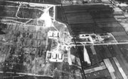 Vliegveld Valkenburg werd in de meidagen van 1940 door de Duitsers gebombadeerd. beeld mei1940.nl