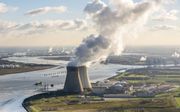 Als in het Belgische Doel een kernramp plaatsheeft, loopt heel Zeeland gevaar. De kerncentrale Doel aan de Schelde is eigendom van het energiebedrijf Engie Electrabel.  beeld ANP, Bram van de Biezen