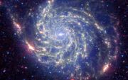 Verlinde’s theorie levert grofweg dezelfde resultaten op als de wetten van Newton en Einstein, maar biedt ook een verklaring voor de snel draaiende sterrenstelsels en het uitdijende heelal. beeld NASA