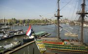 De replica van VOC-schip De Amsterdam. beeld ANP, Ruud Taal