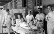 Hospitaal in de Eerste Wereldoorlog. beeld emaze.com