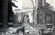 De trieste gevolgen van een bombardement op Den Helder. De havenstad werd tijdens de Tweede Wereldoorlog door vriend en vijand zwaar getroffen. beeld collectie Helderse Historische Vereniging