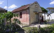 Cuba telt veel kleine kerkjes. Foto: de kerk van ds. Demas Rodrigues Rivera in een Cubaans dorp.  beeld RD