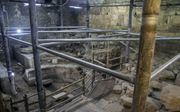 Archeologen doen opgravingen bij de Wilsonboog in Jeruzalem.  beeld Israëlische Oudheidkundige Dienst, Yaniv Berman