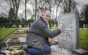 Mensen hebben soms geen flauw benul van een hiernamaals, ervaart Rien Heij in gesprekken op de begraafplaats. ​beeld RD, Henk Visscher