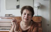 Dr. Bettine Siertsema: „Wie in de concentratiekampen een vast geloof had, werd steeds standvastiger.” beeld Sjaak Verboom